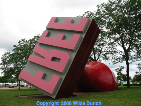 Full Size Image = 658 K