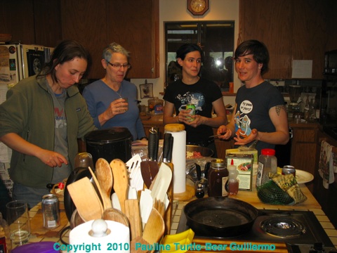 Full Size Image = 533 K