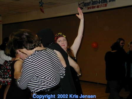 Full Size Image = 196 K